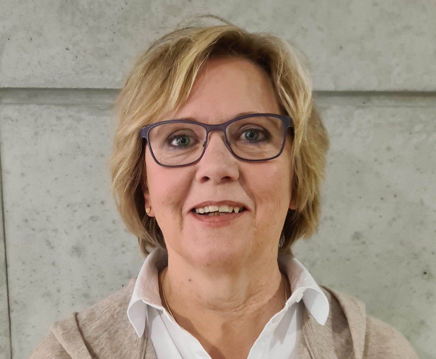 Dipl. Soz.Päd. Maria Bünk - Klinik für Kinderheilkunde III